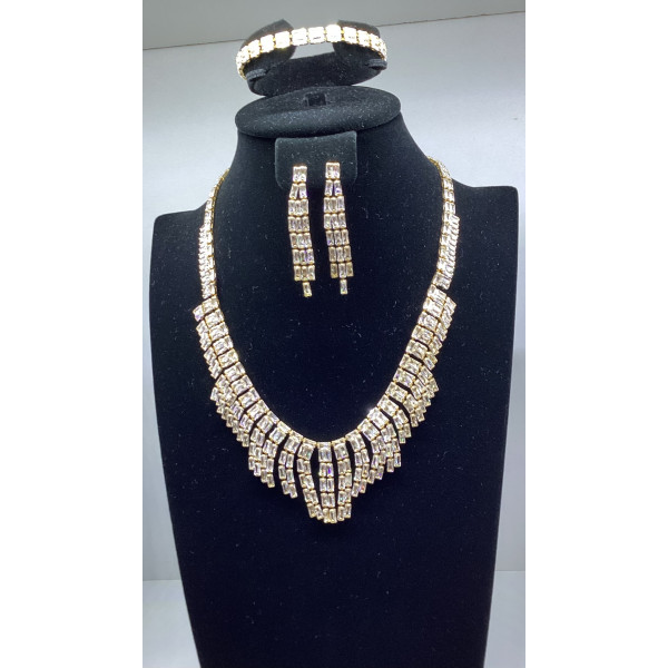 Trendz Fascinating  Gold Plated Necklace Set