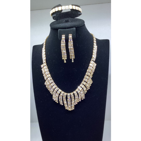 Trendz Fascinating  Gold Plated Necklace Set